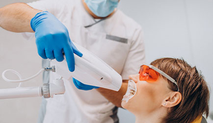 Bleaching Teeth Whitening